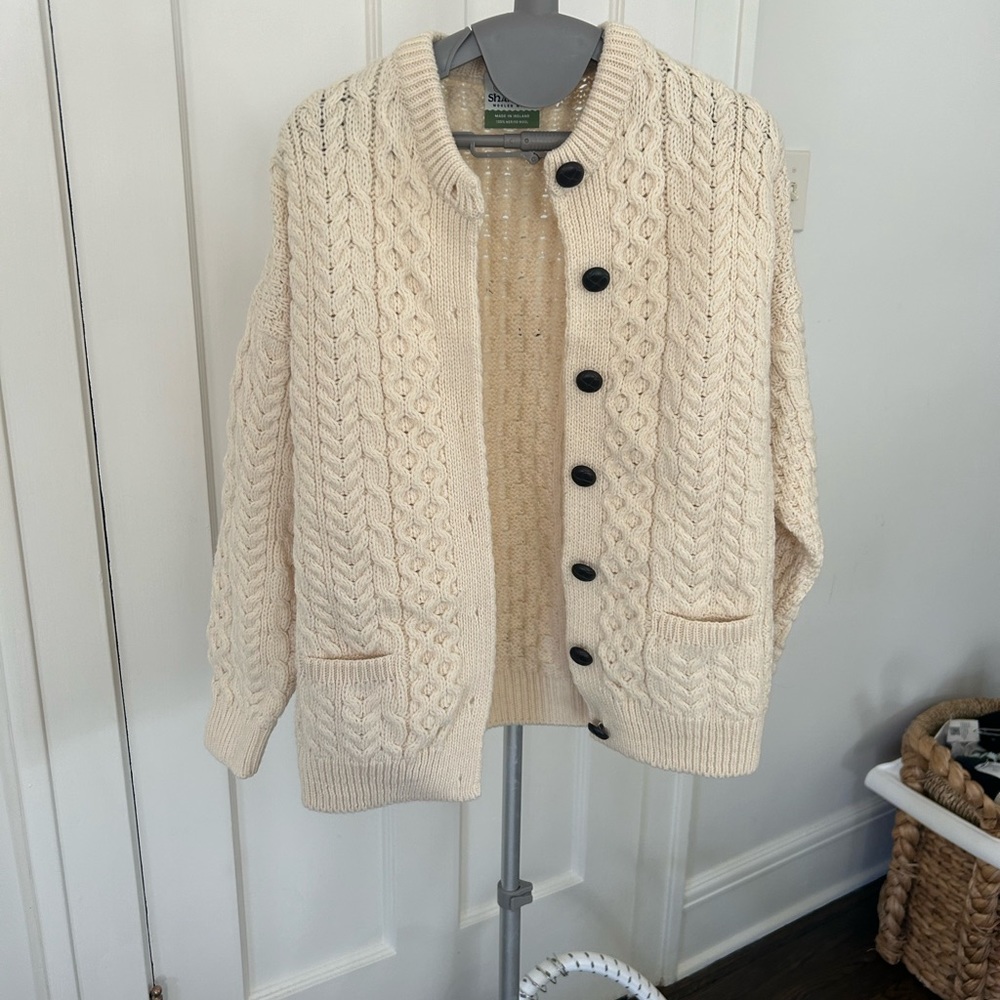 Gorgeous cable knit cardigan, never worn